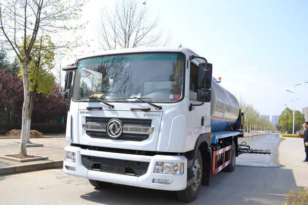 教您看儀表盤(pán)處理環(huán)衛(wèi)垃圾車(chē)的小問(wèn)題