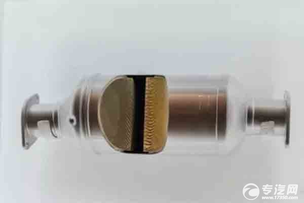 國六專用車上是不是都裝有顆粒捕捉器？